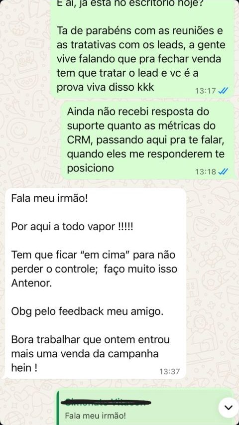 Conversa no WhatsApp: cliente agradece o acompanhamento e informa nova venda vinda dos anúncios.